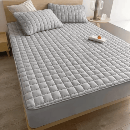 SLEEPGUARD ® – PROTECTOR DE COLCHÓN IMPERMEABLE Y ENGROSADO